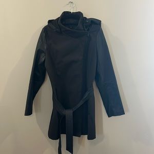 Black winter jacket - large